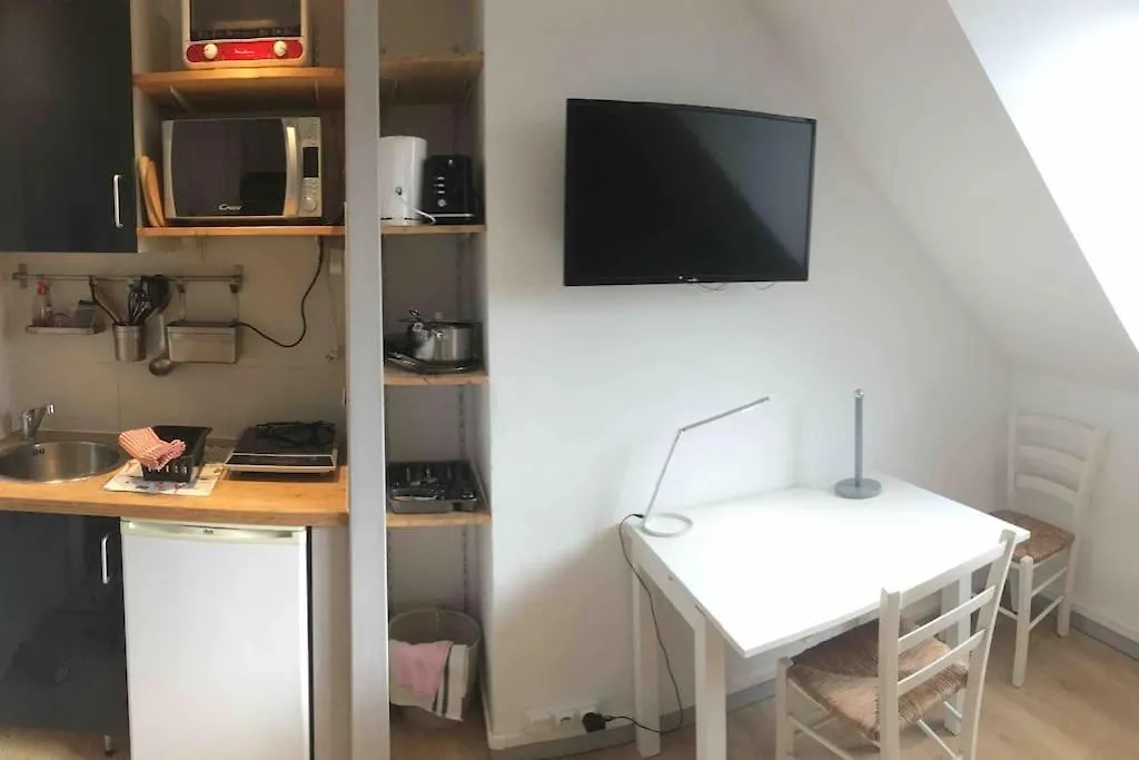 Studio Cozy شامبيري